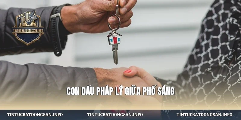 Con dấu pháp lý giữa phố sáng