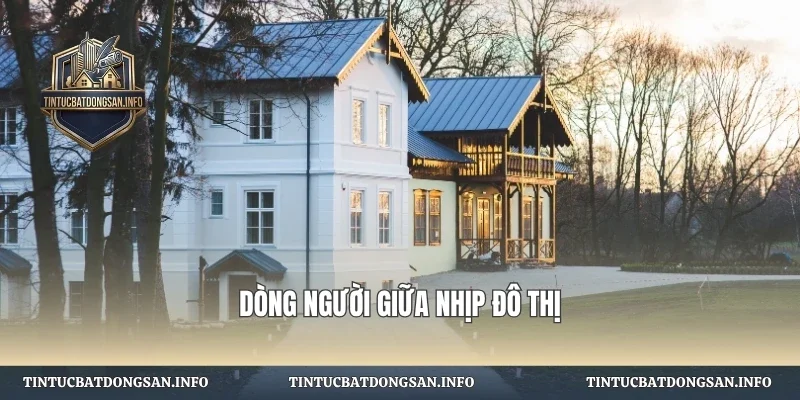 Dòng người giữa nhịp đô thị